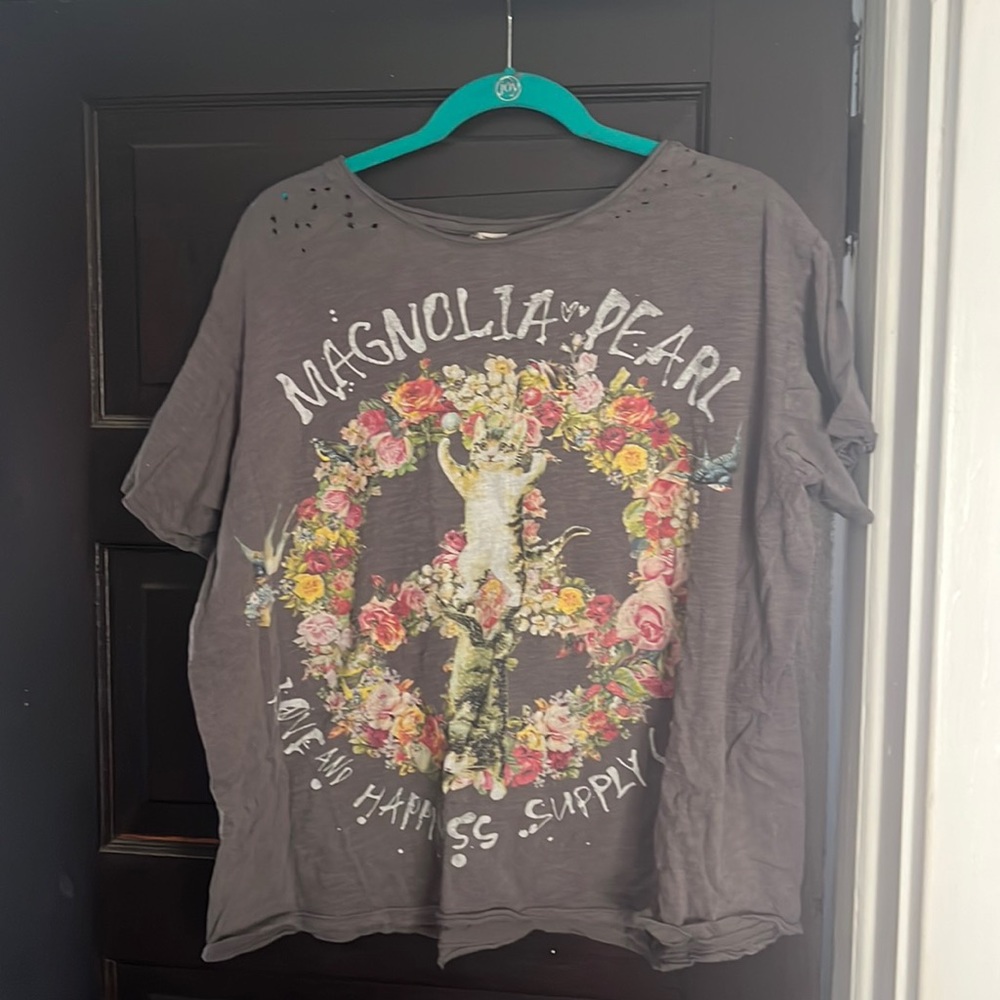 Magnolia pearl t shirt new without tags